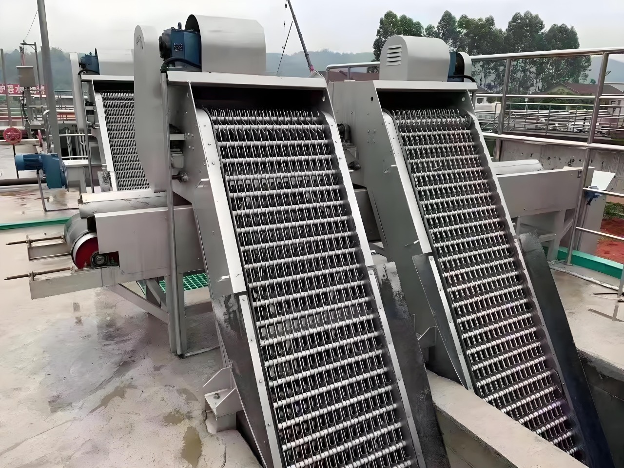 Three mechanical screens installed at a water facility
